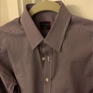 Untuckit buttondown. Slim fit S v good condition.